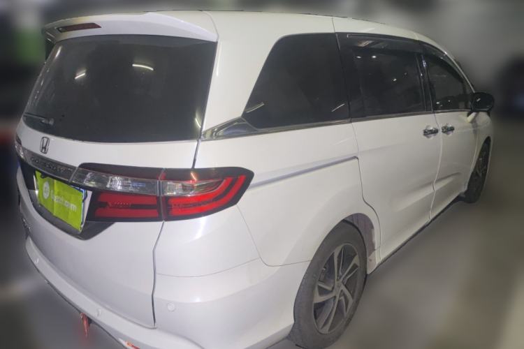 Used Honda Odyssey 2015 Updated Version 2.4L Smart Edition