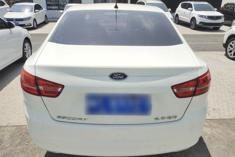 Used Ford Escort 2015 1.5L Manual Comfort Model
