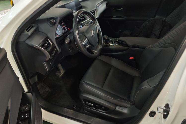 Used Lexus UX New Energy 2020 300e Pure·Joy Edition
