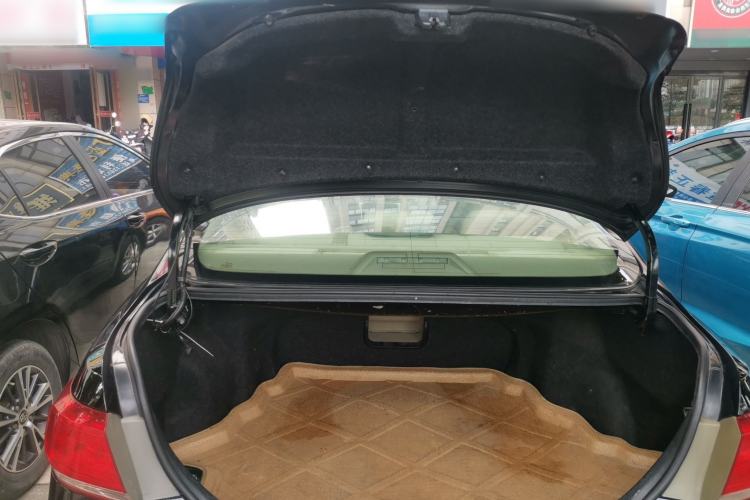 Used Toyota Camry 2013 200G Classic Luxury Edition
