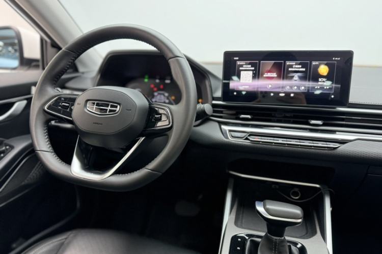 Used Geely Auto Emgrand 2022 4th Generation 1.5L CVT Luxury Model
