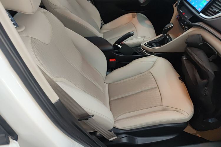 Used Buick GT 2017 15N Automatic Elite Version
