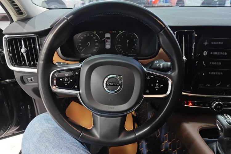 Used Volvo S90 2020 Facelifted T5 Zhiyi Luxury Edition

