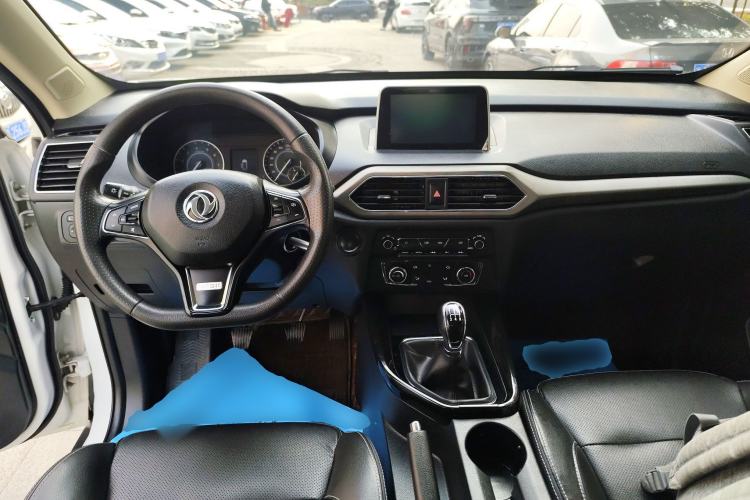 Used Dongfeng Fengon S560 2019 1.8L Manual Urban Model