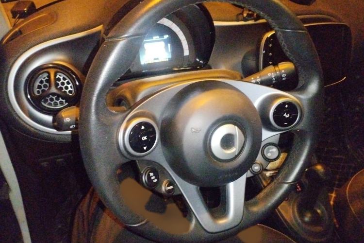 Used  fortwo 2018 1.0L 52kW Hardtop Passion Edition China V Standard
