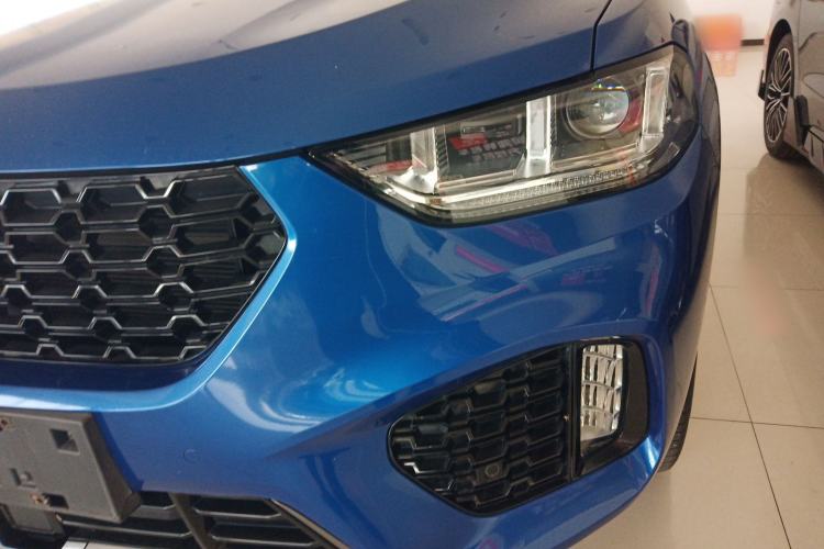 Used Wey VV5 2017 2.0T Ultra-Luxury Version
