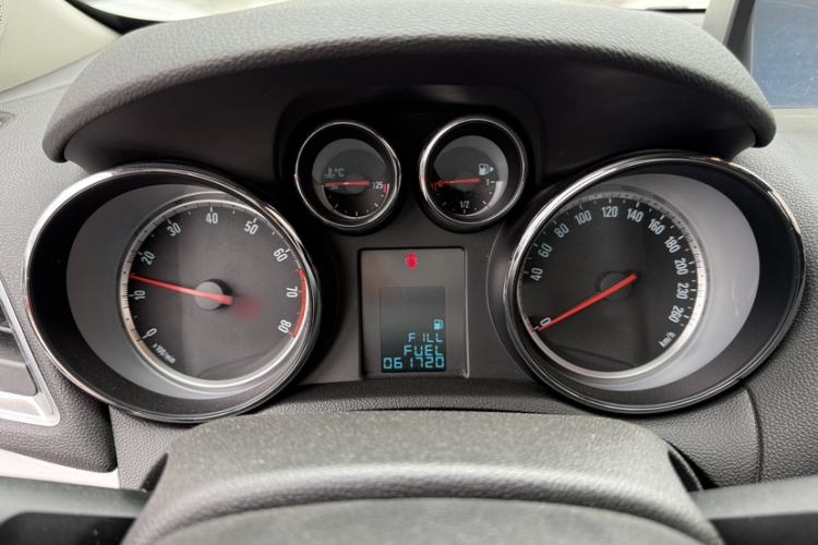 Used Buick Encore 2013 1.4T Manual Two-Wheel Drive Entry Model
