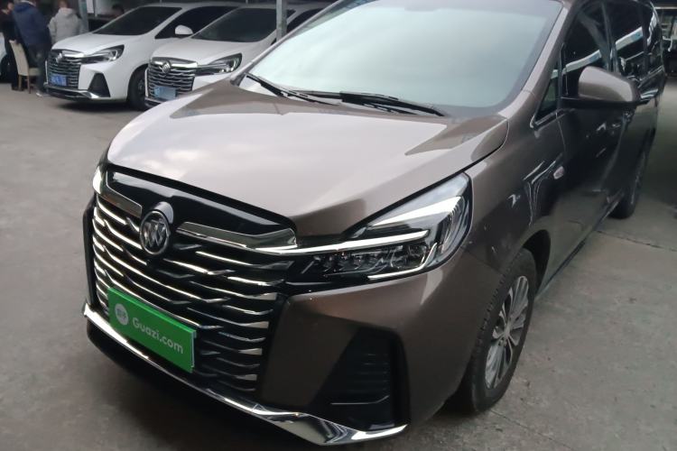 Used Buick GL8 2023 Facelifted Land Cruiser Executive Luxury Version