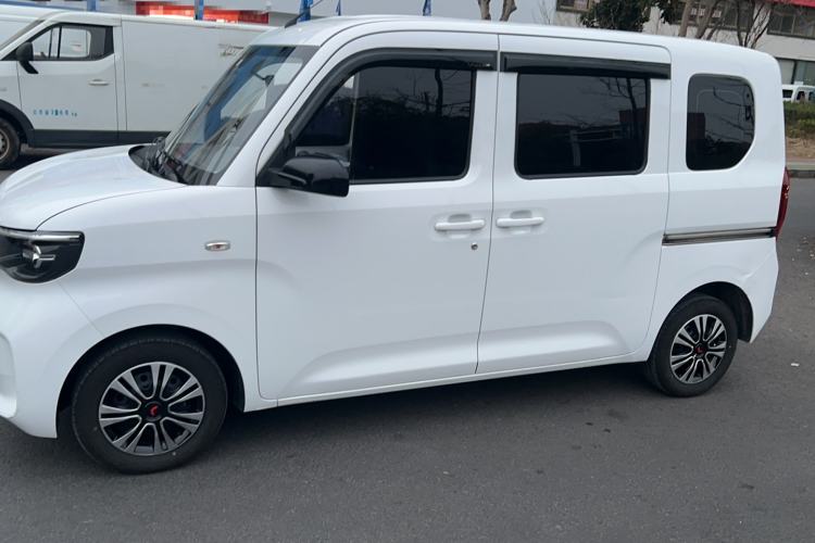 Used Wuling Zhiguang New Energy 2025 Standard Model
