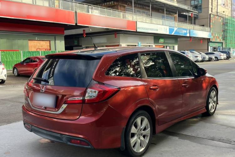 Used Honda Jade 2016 1.8L Automatic Comfort Elite Version 5 Seats
