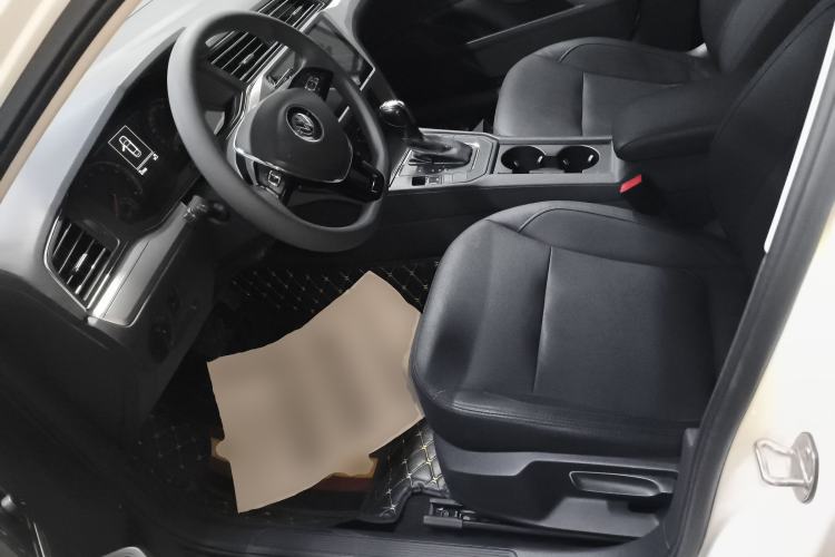 Used Volkswagen Lamando 2019 230TSI DSG Fashion Edition China VI
