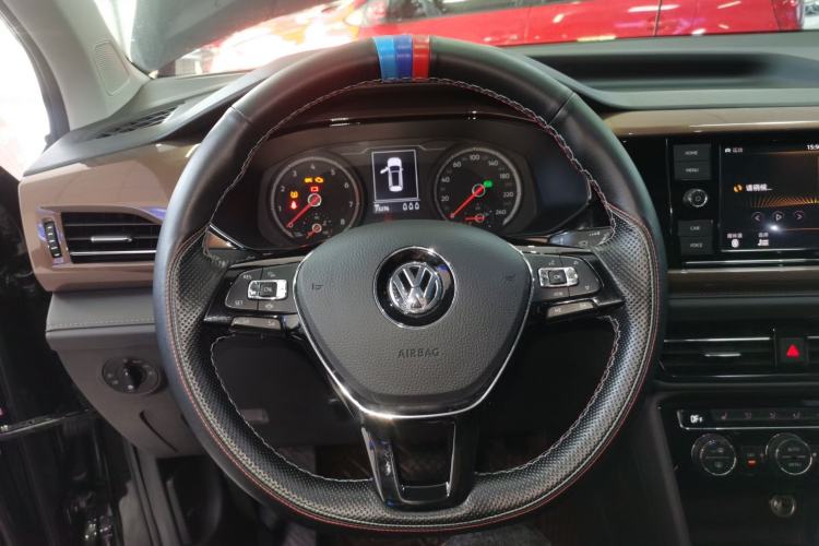 Used Volkswagen Tharu 2019 280TSI Two-Wheel Drive Luxury Version China VI Standard
