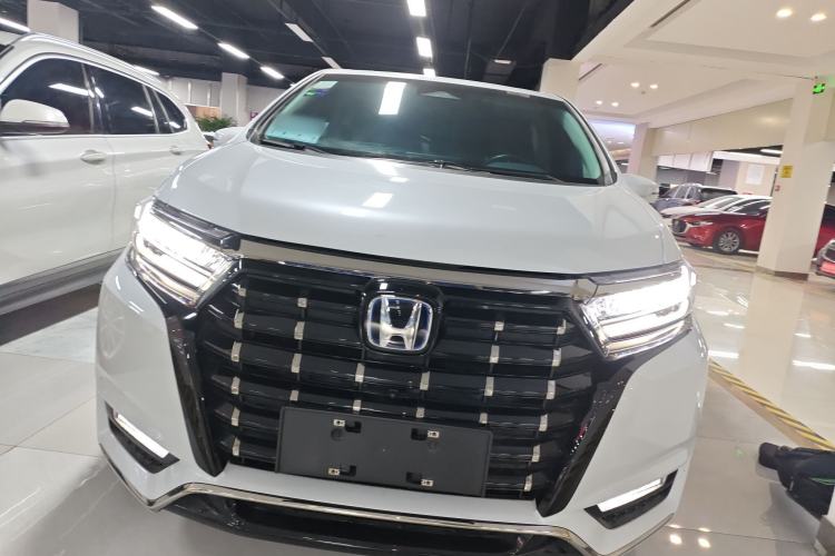 Used Honda Elysion 2024 2.0L eHEV Luxury Edition
