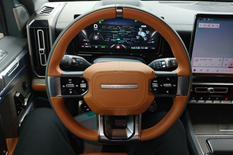 Used  917 2023 Range-Extended Base Model