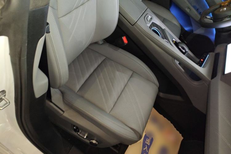 Used Zeekr 001 2025 WE Edition 100 kWh Rear-Wheel Drive
