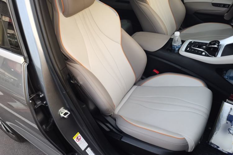 Used BYD Song Pro New Energy 2024 HONOR Edition DM-i 110KM Beyond Model
