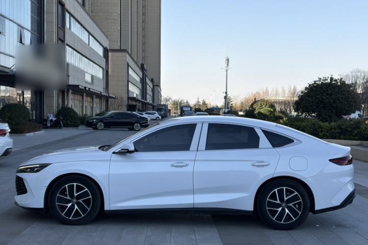 Used BYD Qin L 2024 DM-i 80KM Beyond Model
