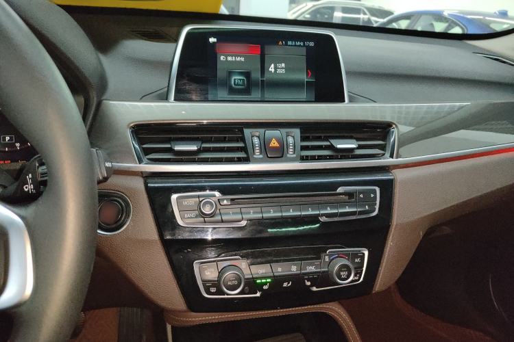 Used BMW X1 2018 xDrive20Li Luxury Edition
