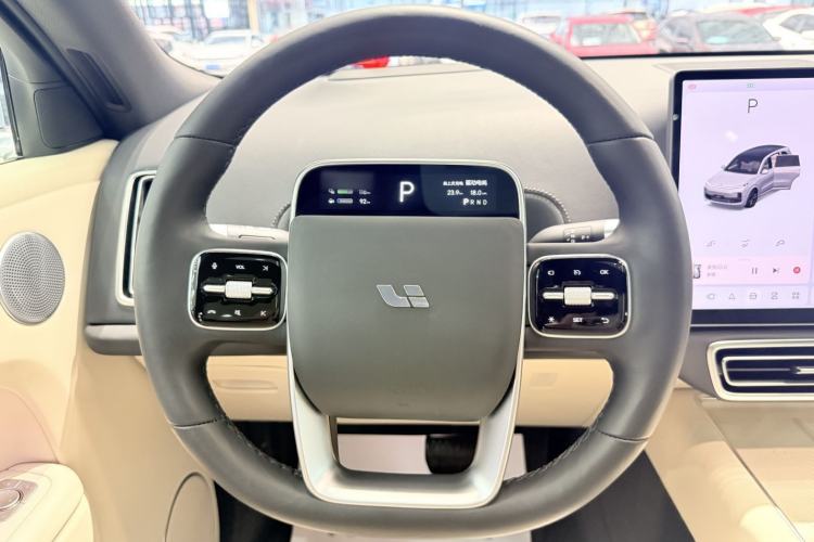 Used Li Auto L8 2023 Pro Model
