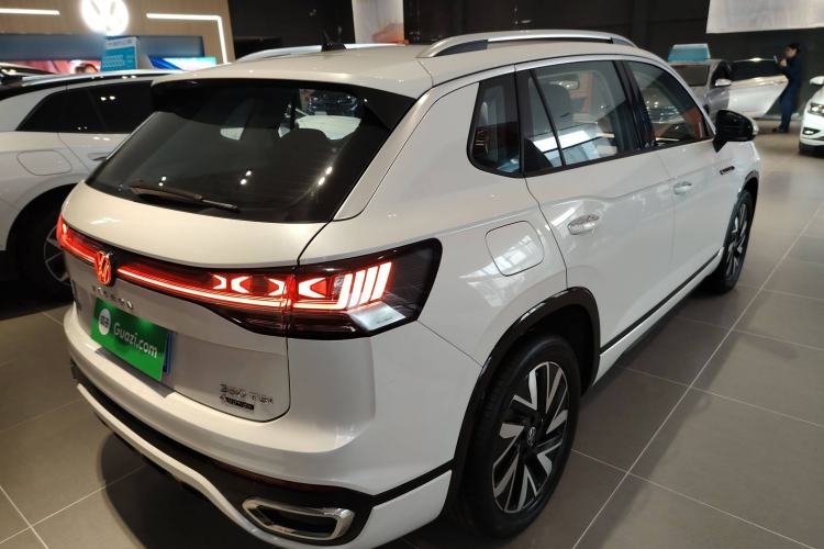 Used Volkswagen Tayron 2023 Revised Version 380TSI All-Wheel Drive R-Line High-Energy Edition
