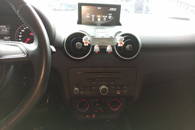 TDK.VehicleDetails.img