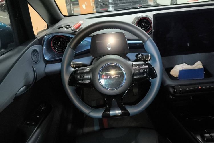 Used BYD Dolphin 2021 405 km Fashion Edition
