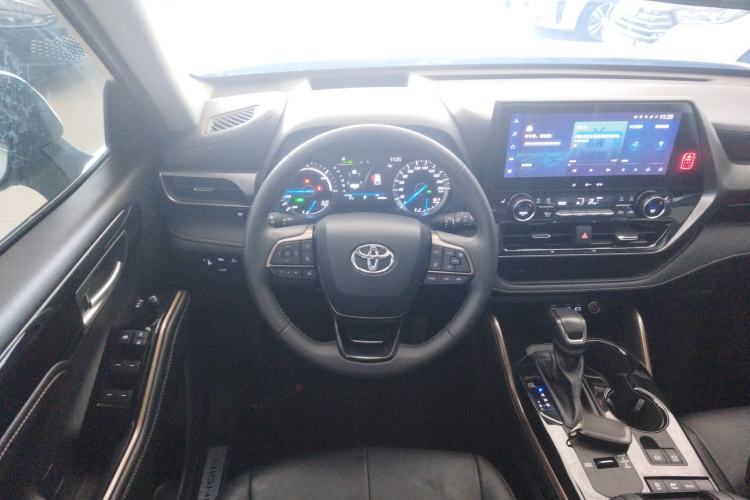 Used Toyota Highlander 2023 2.5L Smart Electric Hybrid Dual-Engine 4x4 Knight Edition 7 Seats
