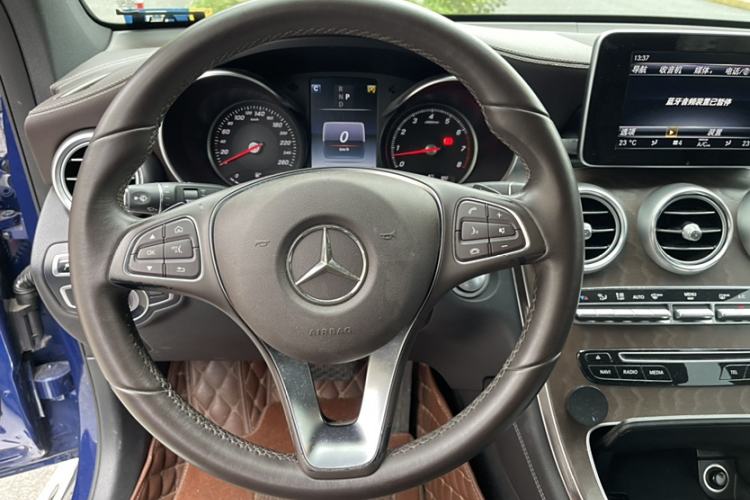 Used Mercedes-Benz GLC 2016 GLC 300 4MATIC Dynamic Model