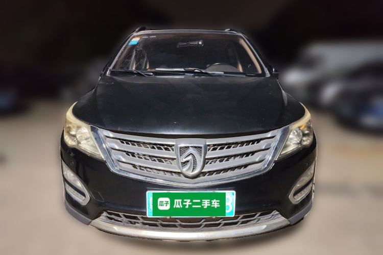 Used Baojun 560 2015 1.8L Manual Luxury Model