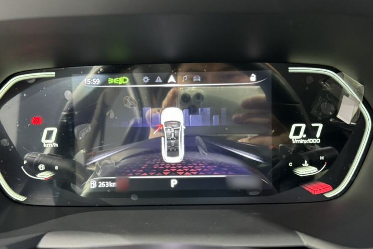 Used MG 5 2022 300TGI DCT Chao Yue Luxury Edition
