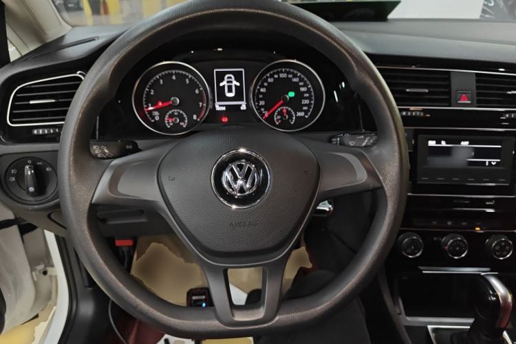 Used Volkswagen Golf 2019 1.6L Automatic Fashion Model China V Standard
