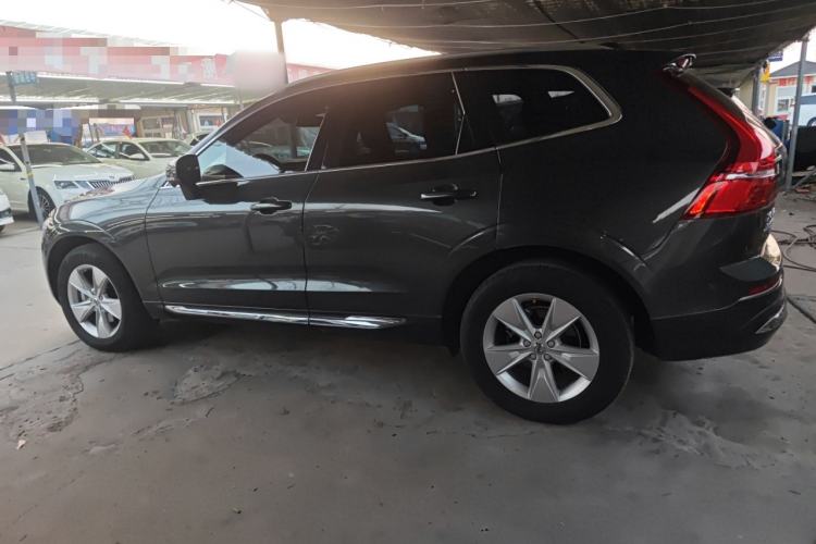 Used Volvo XC60 2022 B5 4x4 Zhiyi Luxury Edition