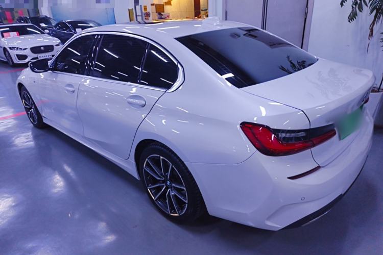 Used BMW 3 Series 2021 Second Facelift 320Li M Sport Package
