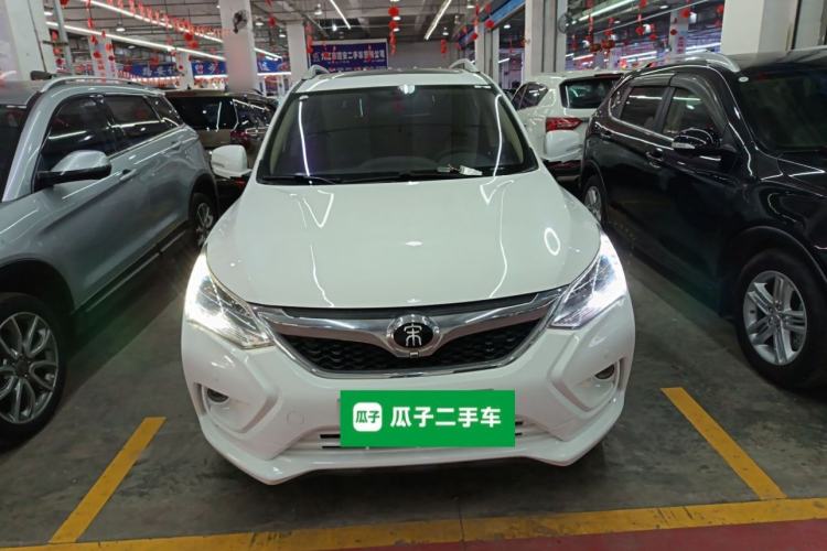 Used BYD Song 2016 GaiShi Edition 1.5TID Automatic Elite Model
