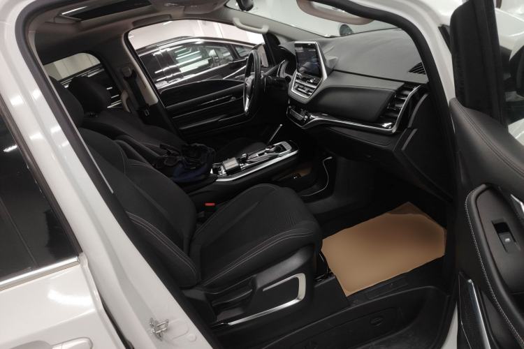 Used SAIC MAXUS G20 2020 2.0T Gasoline Automatic Luxury Edition
