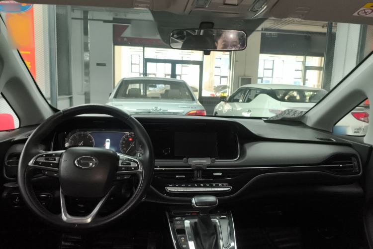 Used GAC Trumpchi M6 2021 270T DCT Elite Edition (7-seater)
