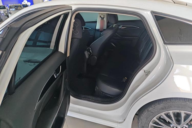 Used Bestune B70 2023 Third Generation 1.5T Automatic Enjoyment Version
