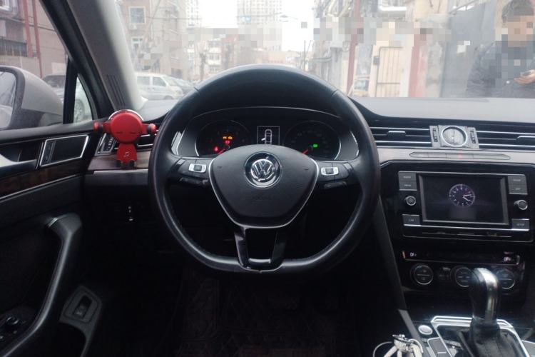 Used Volkswagen Magotan 2018 330TSI DSG Luxury Model