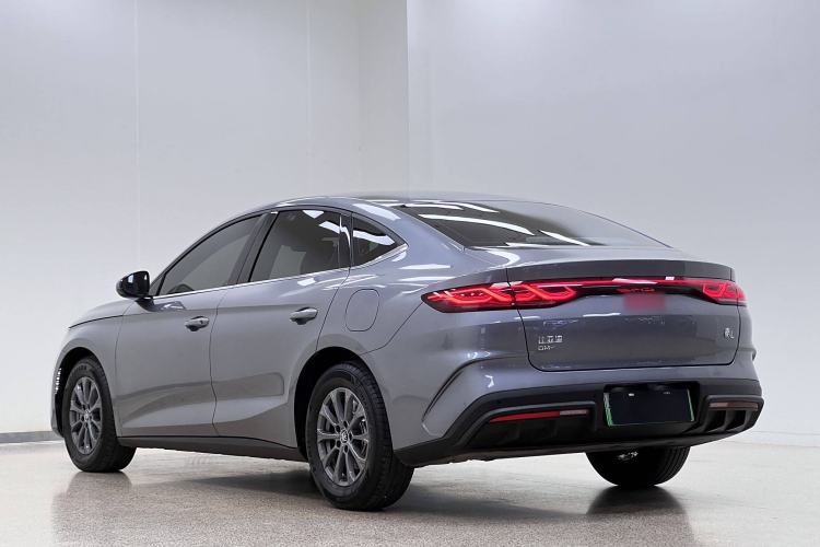 Used BYD Qin L 2024 DM-i 80KM Leading Model
