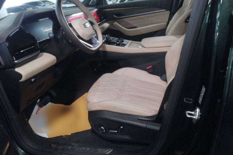 Used Geely Auto Monjaro L 2025 Dongfang Yao 2.0TD Automatic All-Wheel-Drive Wangyue Edition
