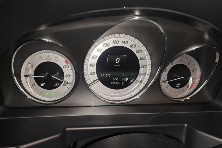 Used Mercedes-Benz GLK-Class 2015 GLK 260 4MATIC Dynamic Edition Ultimate Version
