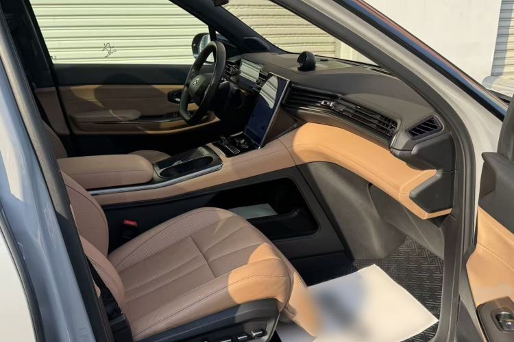 Used Nio ES8 2020 415 km Range 6-Seater Version
