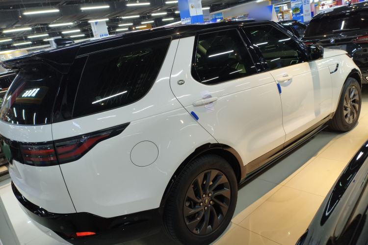 Used Land Rover Discovery 2021 360 PS R-Dynamic S