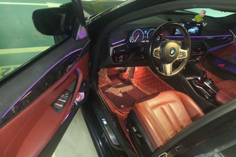 Used BMW 5 Series 2018 Restyled 530Li Leading Edition M Sport Package