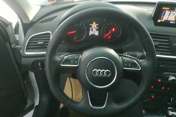 Used Audi Q3 2017 30 TFSI Fashion Model
