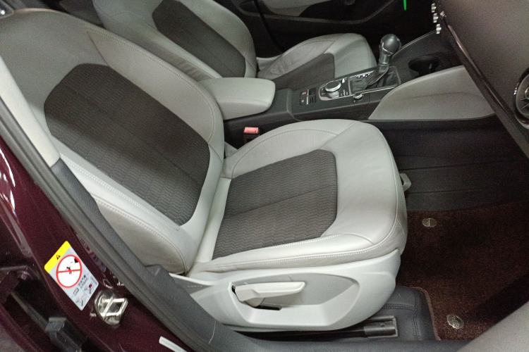 Used Audi A3 2017 Limousine 35 TFSI Fashion Model
