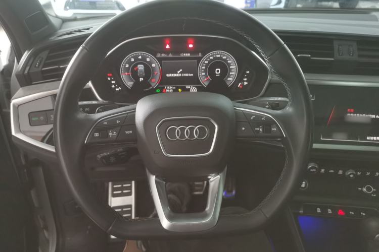 Used Audi Q3 2024 35 TFSI Fashion Dynamic Edition
