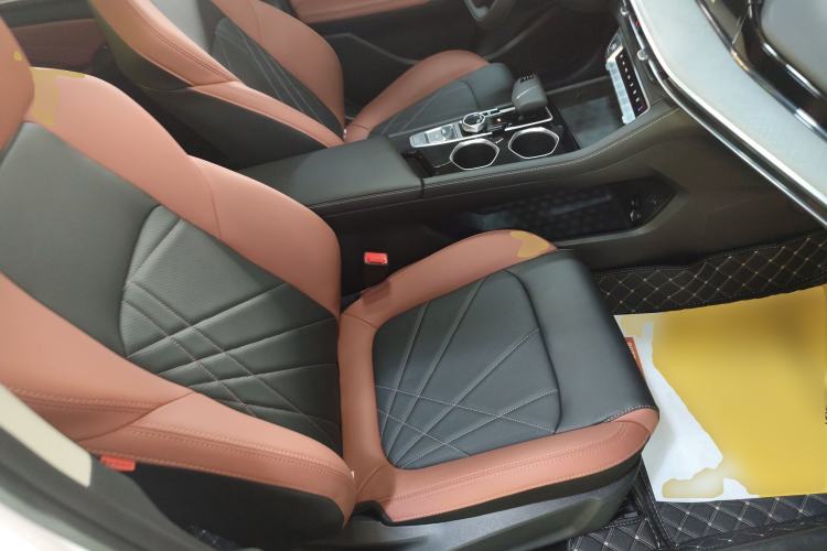 Used Changan Eado 2024 PLUS Blue Whale NE 1.4T GDI DCT High-Energy Edition