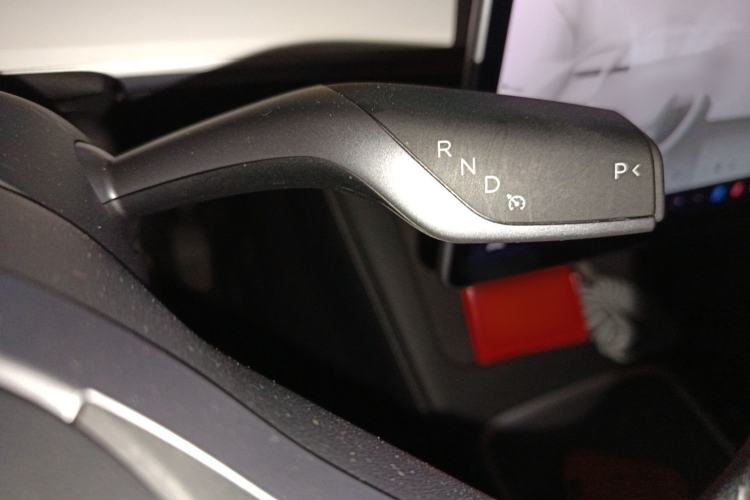 Used Tesla Model Y 2021 Standard Range Rear-Wheel Drive Version