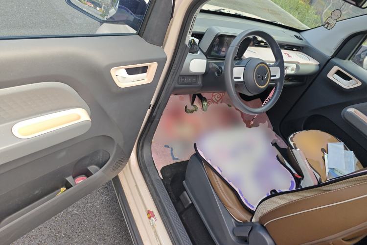 Used Wuling Hongguang MINIEV 2022 GAMEBOY 200km Gaming Edition with Lithium Iron Phosphate
